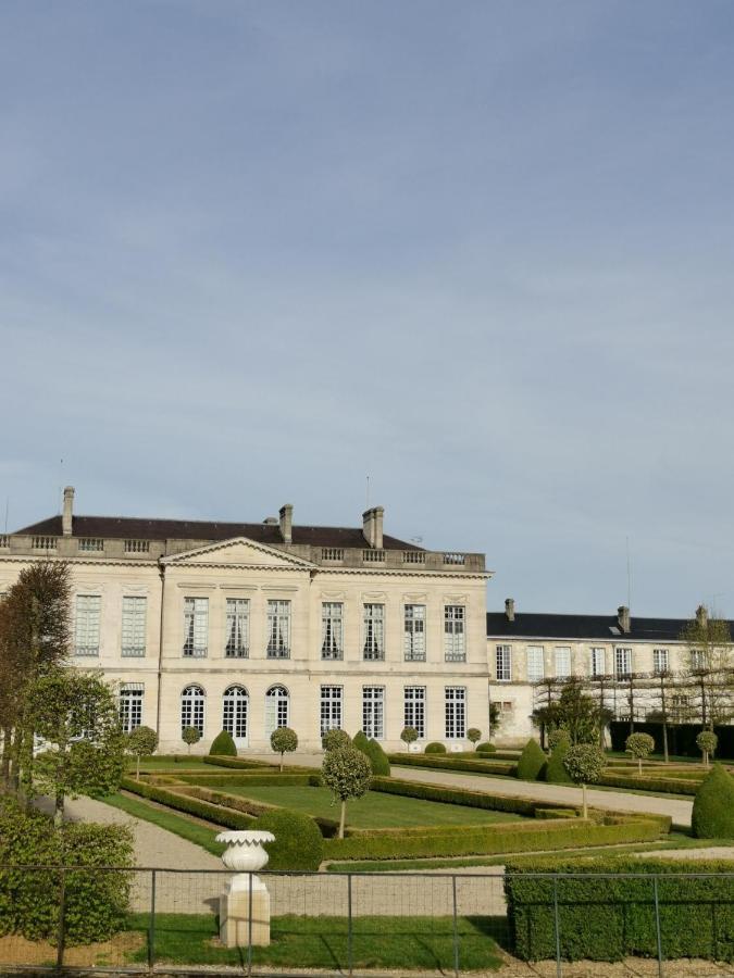 Le Clos Du Lys Châlons-en-Champagne Zewnętrze zdjęcie